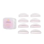 Σετ 4 ζευγαριών glueless σιλικονάκια lash lift L-curl με οδηγούς, δίπλα στη ροζ θήκη μεταφοράς τους.