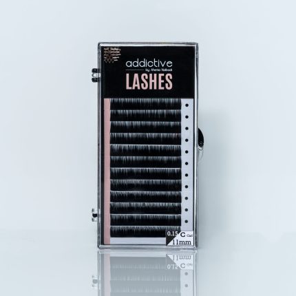 Κασετίνα βλεφαρίδων Addictive Lashes για τεχνική one by one και light volume, διαθέσιμη σε πάχος 0.10 και 0.15.